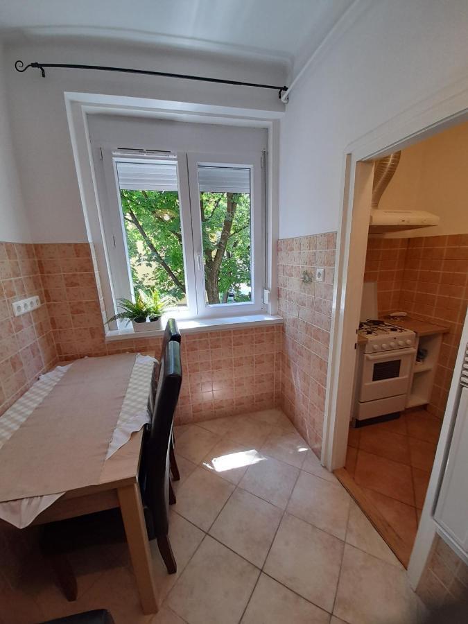 Zoeld Sziget Apartmanlakas Eger Luaran gambar