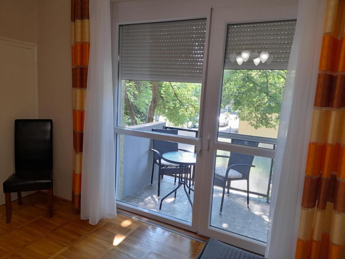 Zoeld Sziget Apartmanlakas Eger Luaran gambar