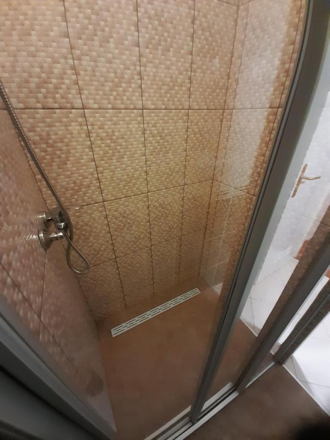 Zoeld Sziget Apartmanlakas Eger Luaran gambar
