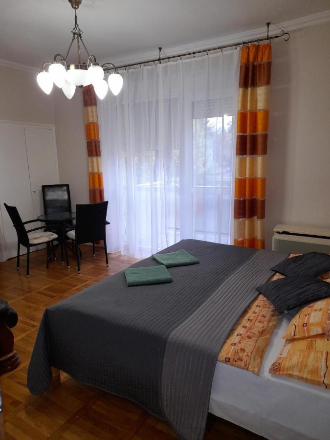 Zoeld Sziget Apartmanlakas Eger Luaran gambar